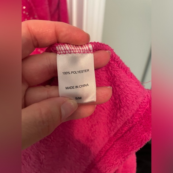 Ulta Robe - Picture 4 of 4